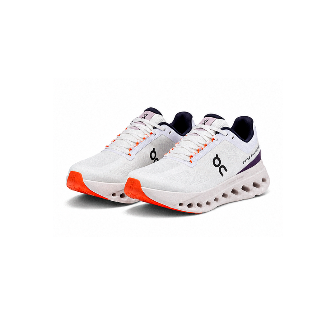 0N CL0UD WHITE